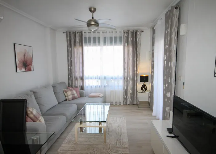 Luxury 2 Bed, 2 Bath Apartment With Sea View, Central Heating And New Bathrooms.
